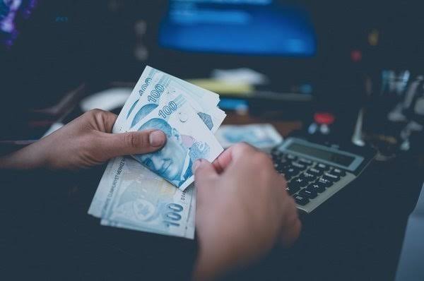 Milyonların Gözü Temmuz Ayında: Emekli ve Memur Zammında 5 Aylık Tablo Netleşti!