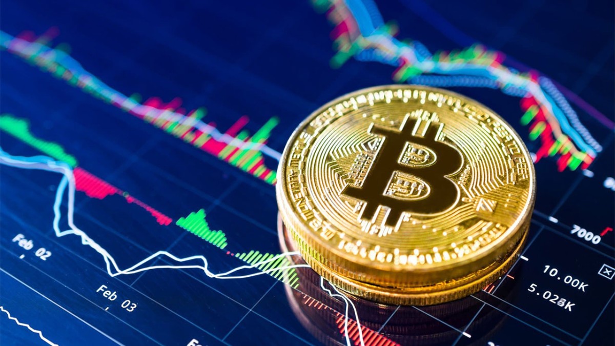Bitcoin'de Trump Rüzgarı: Sert Düşüşün Ardından Dev Mum!