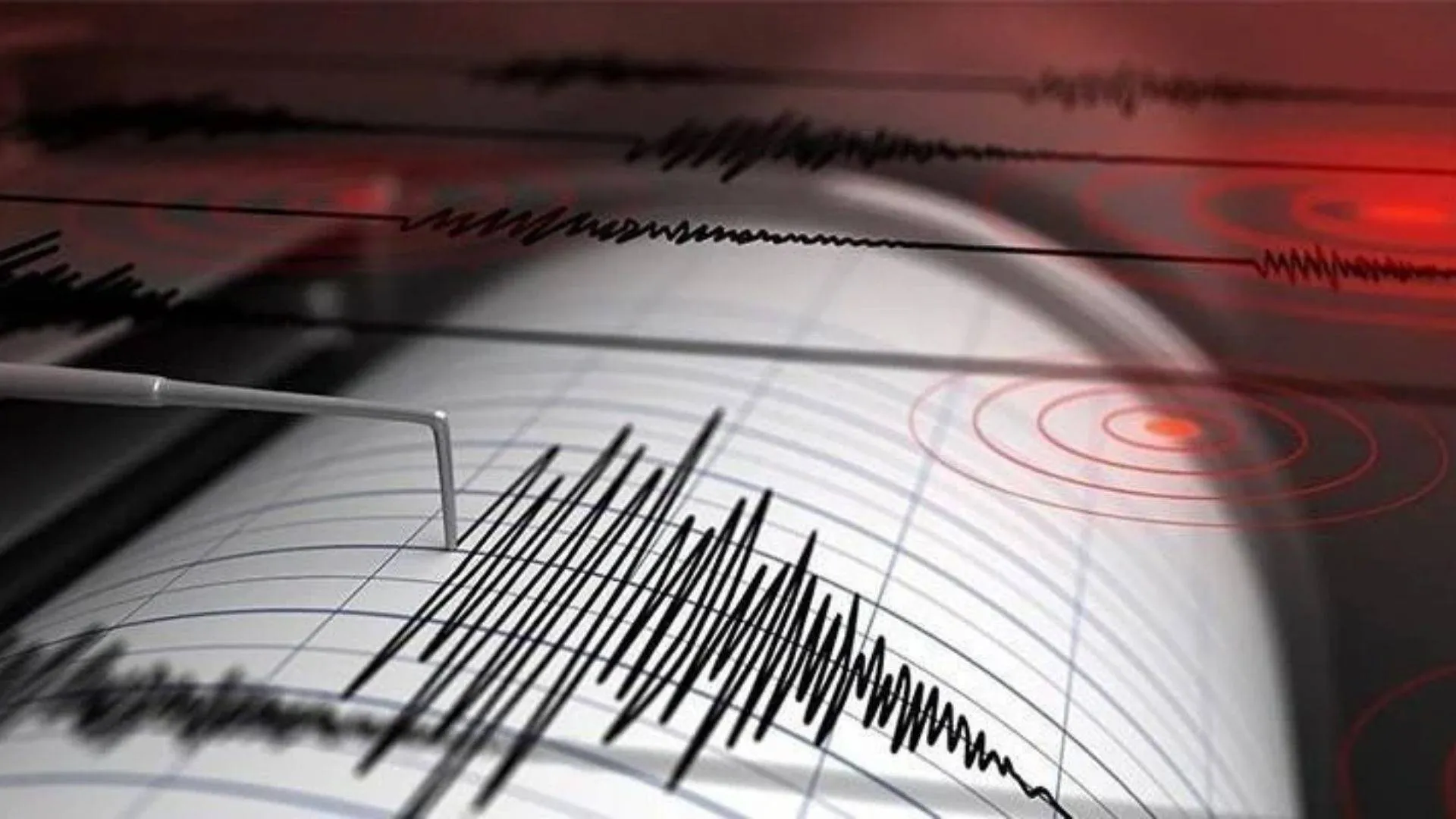 Filipinler'de 7.8 Büyüklüğünde Şiddetli Deprem: Tsunami Uyarısı Verildi!