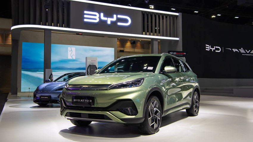 Çinli Otomotiv Devi BYD, Manisa'daki 1 Milyar Dolarlık Dev Yatırımını Neden Askıya Aldı?
