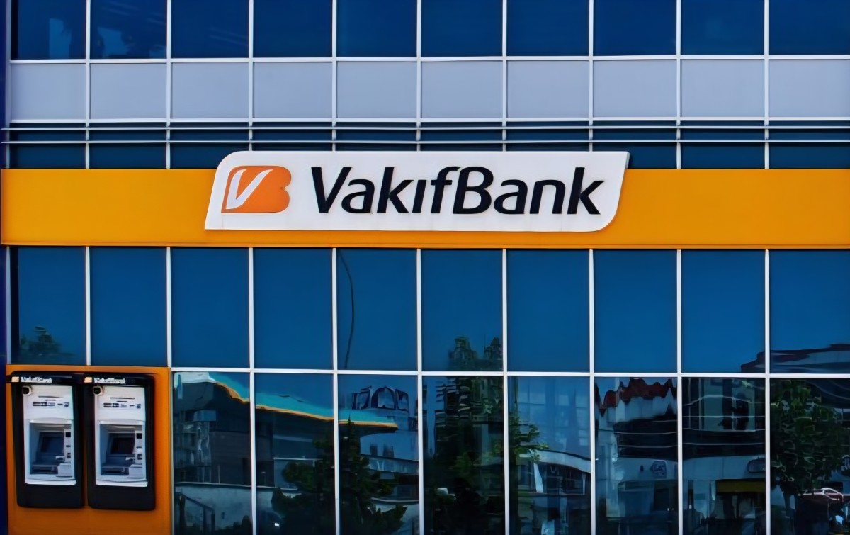 Fitch Ratings'ten Vakıfbank'a Kredi Notu Teyidi: Görünüm 'Stabil'