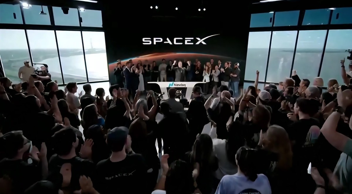 Tarihin En Büyük Halka Arzı: SpaceX, ABD Borsasında İşlem Görmeye Başladı
