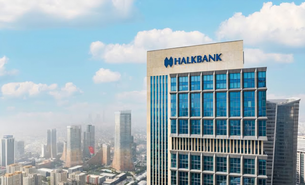 Halkbank'tan 5 Milyar Dolarlık Yurt Dışı Borçlanma Hamlesi: SPK'ya Başvuru Yapıldı