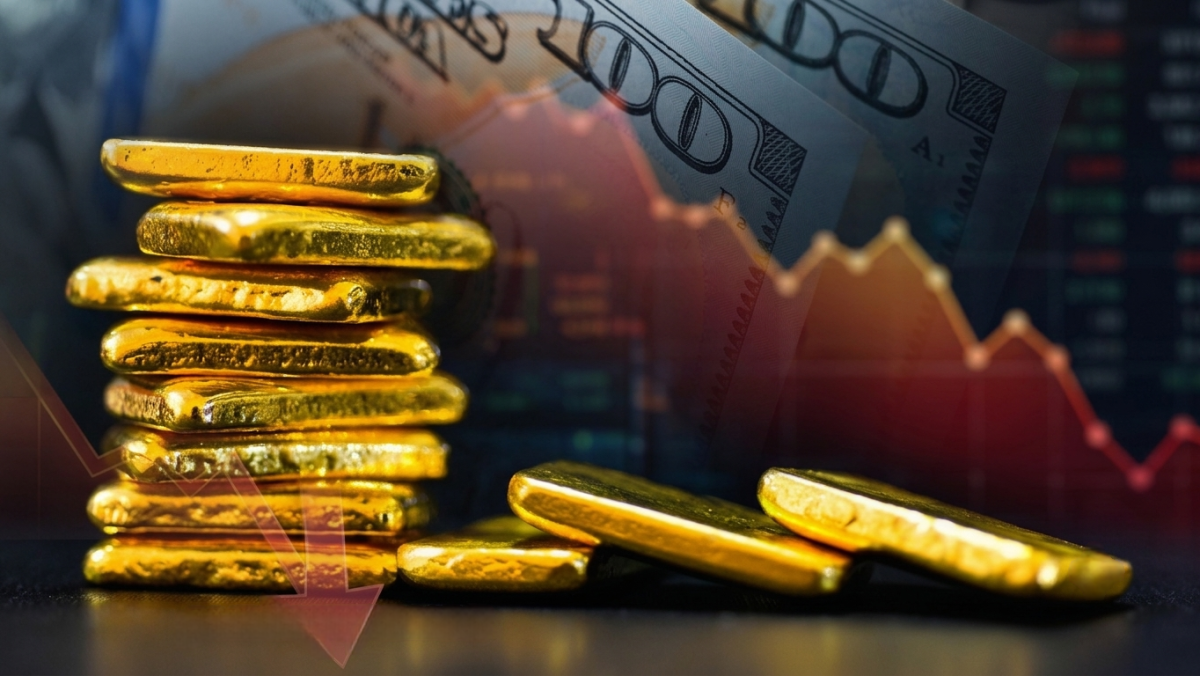 Küresel Piyasalarda Altın Düşüşte: Fed Beklentileri ve Güçlü Dolar İki Haftanın Dibini Getirdi