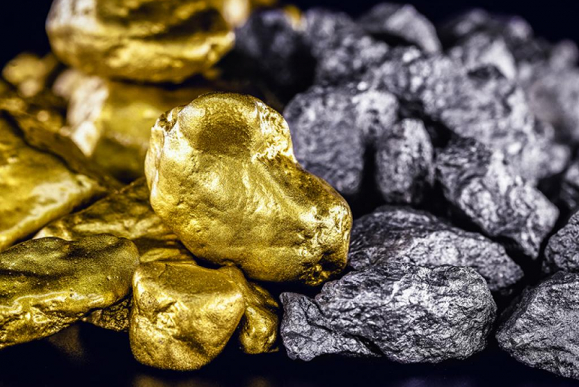 Fed Kıskacındaki Değerli Metaller: Gümüş Fiyatlarında Çifte Baskı ve Sanayi Talebi Riski