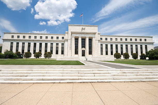 Fed Tutanakları Açıklandı: Yapay Zeka Talebi ve Jeopolitik Krizler Enflasyon Riskini Canlı Tutuyor