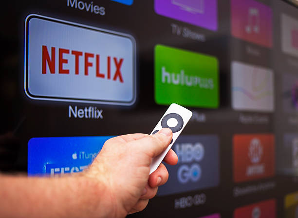 Netflix'ten Radikal Strateji Değişikliği: Canlı TV Kanalları ve Yeni Platform Entegrasyonları Gündemde