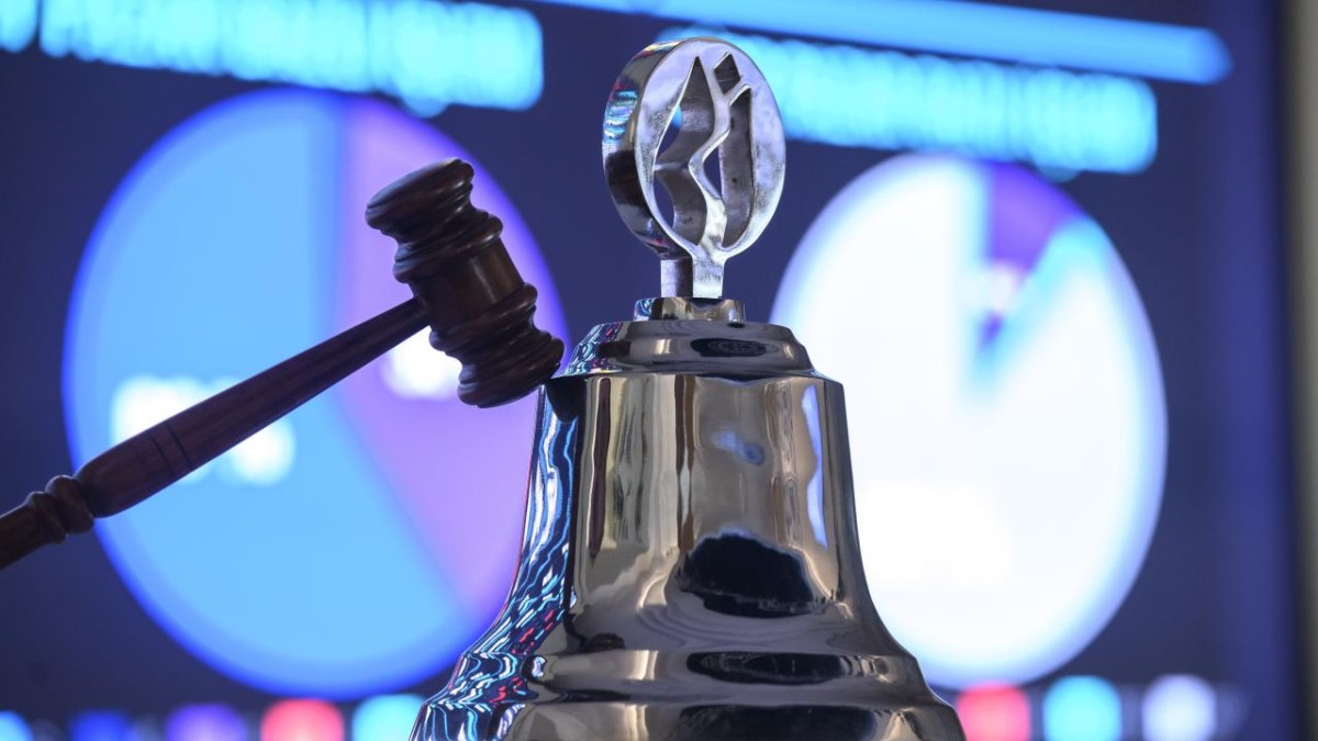 Borsa İstanbul'da Saat ve Saat İçin Gong Töreni Düzenlendi