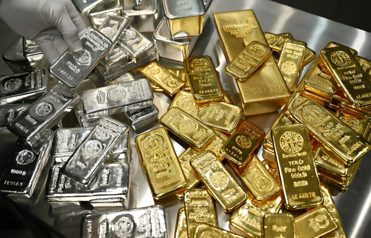 Altın ve Gümüşte Sert Düşüş: Değerli Metaller Neden Kan Kaybediyor?