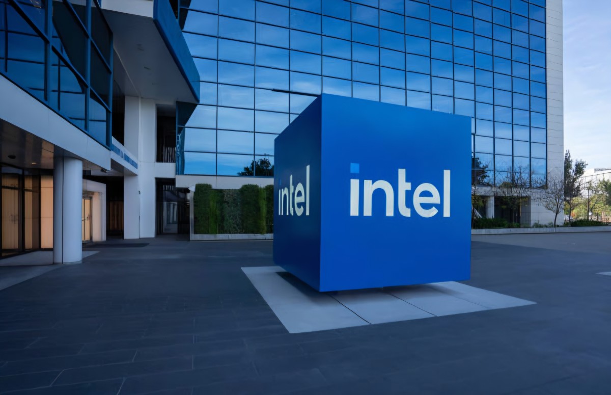 Intel Yapay Zeka İçin 20 Milyar Dolar Sermaye Topladı